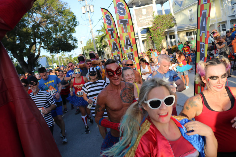 Heroes and Villains 5K 2018 photo - Duval Street, Key West